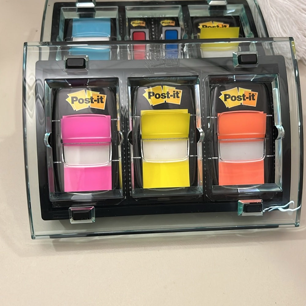 Colorful Page Markers Set - Picture 6 of 7